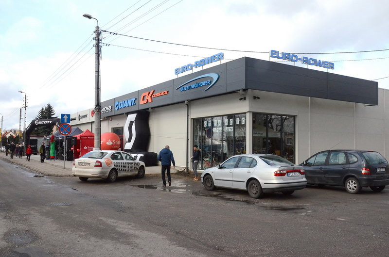Tysiąc rowerów w nowym salonie (zdjęcia)