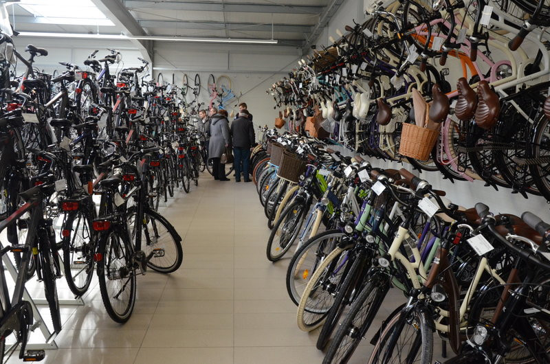 Tysiąc rowerów w nowym salonie (zdjęcia)