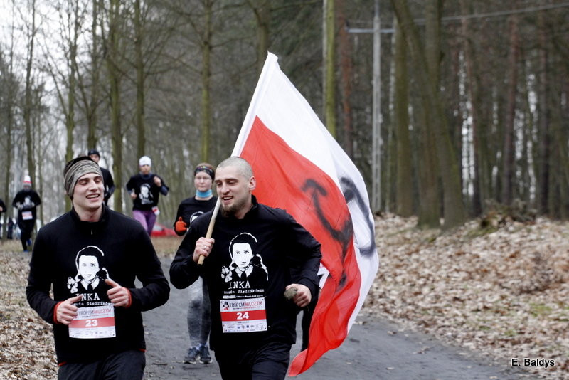 Biegli w lesie, wilczym tropem (dużo zdjęć)