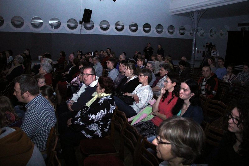 Muzyczne podróże w MOK-u (dźwięk i zdjęcia)