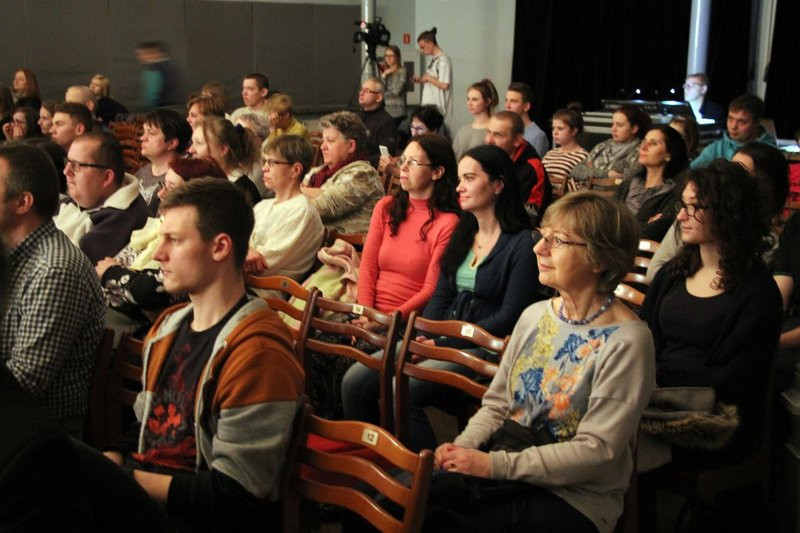 Muzyczne podróże w MOK-u (dźwięk i zdjęcia)