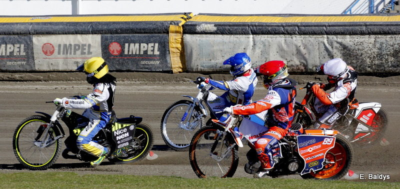 Kibice spragnieni żużla (zdjęcia)