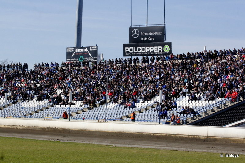 Kibice spragnieni żużla (zdjęcia)