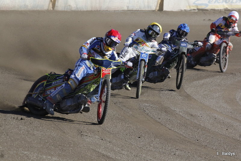 Kibice spragnieni żużla (zdjęcia)