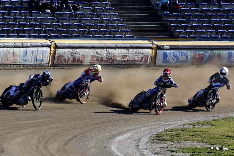 Kibice spragnieni żużla (zdjęcia)