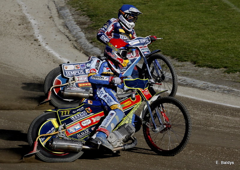 Kibice spragnieni żużla (zdjęcia)