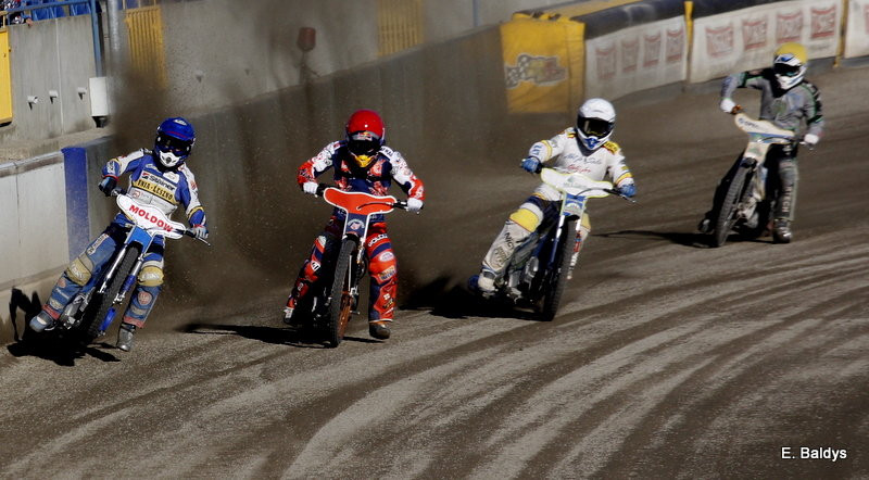 Kibice spragnieni żużla (zdjęcia)