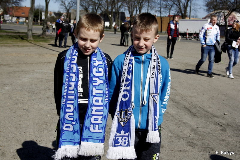 Kibice na sparingu z Grudziądzem (dużo zdjęć)