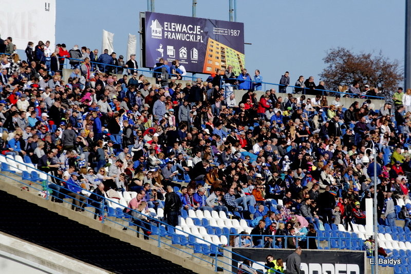 Kibice na sparingu z Grudziądzem (dużo zdjęć)