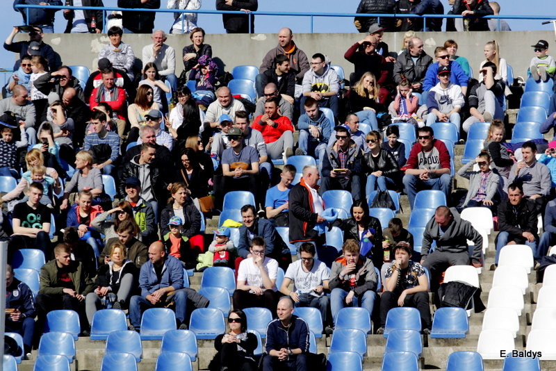 Kibice na sparingu z Grudziądzem (dużo zdjęć)