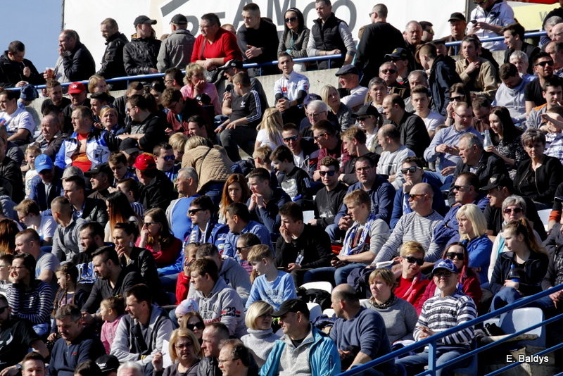 Kibice na sparingu z Grudziądzem (dużo zdjęć)