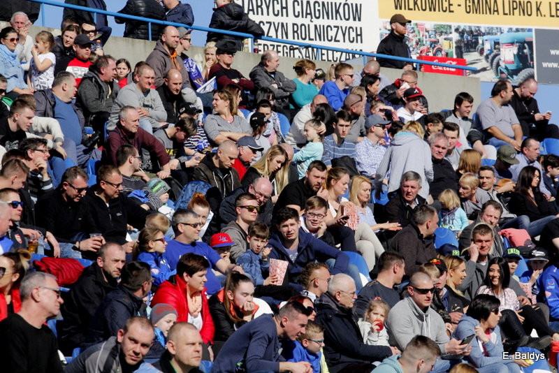 Kibice na sparingu z Grudziądzem (dużo zdjęć)