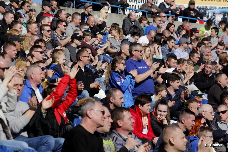 Kibice na sparingu z Grudziądzem (dużo zdjęć)