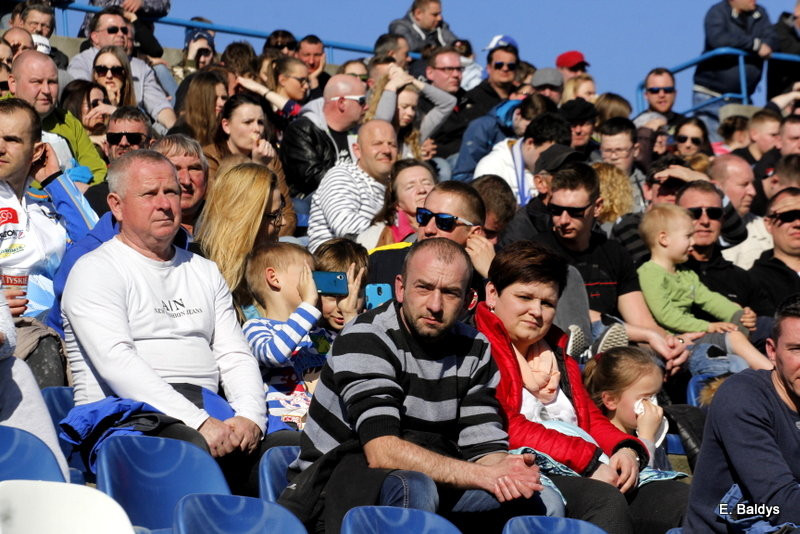 Kibice na sparingu z Grudziądzem (dużo zdjęć)