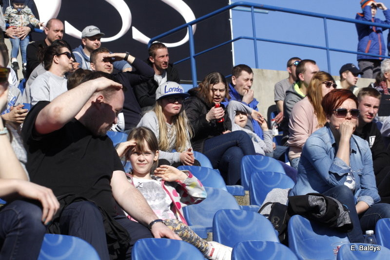 Kibice na sparingu z Grudziądzem (dużo zdjęć)