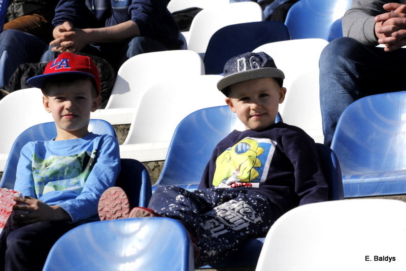 Kibice na sparingu z Grudziądzem (dużo zdjęć)