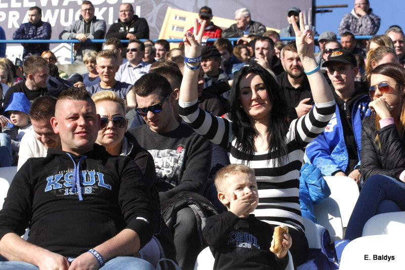 Kibice na sparingu z Grudziądzem (dużo zdjęć)