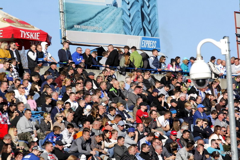 Kibice na sparingu z Grudziądzem (dużo zdjęć)