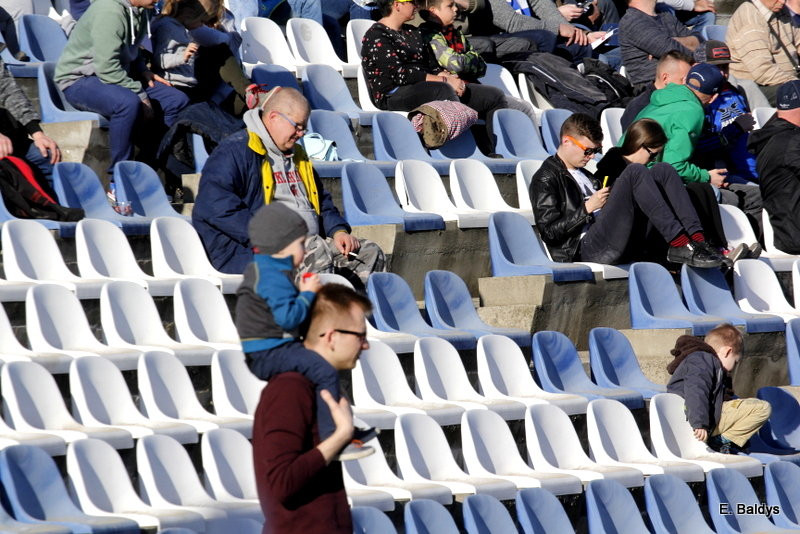 Kibice na sparingu z Grudziądzem (dużo zdjęć)