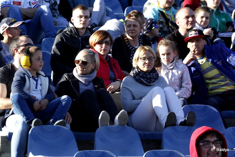 Kibice na sparingu z Grudziądzem (dużo zdjęć)