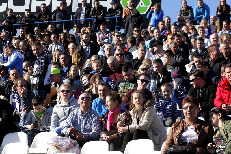 Kibice na sparingu z Grudziądzem (dużo zdjęć)