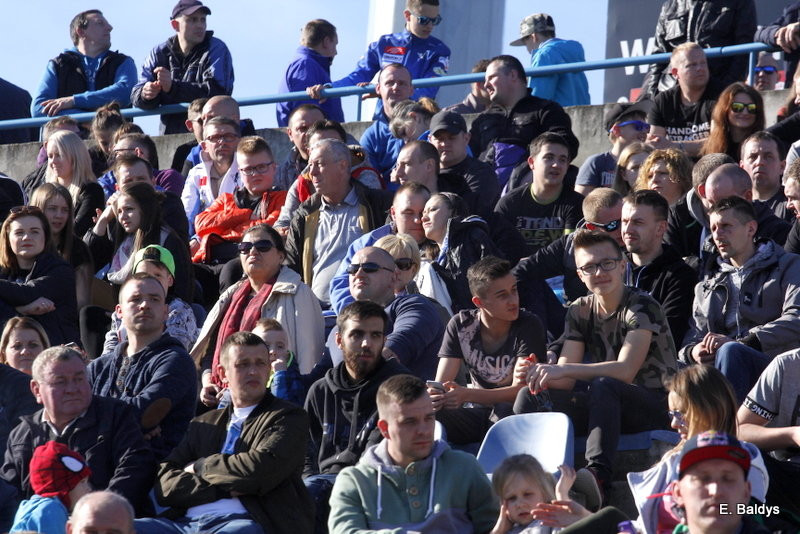 Kibice na sparingu z Grudziądzem (dużo zdjęć)