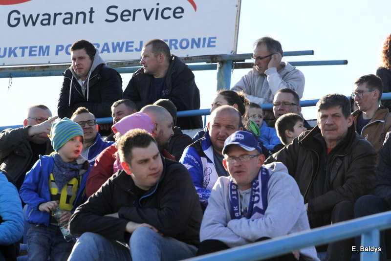 Kibice na sparingu z Grudziądzem (dużo zdjęć)