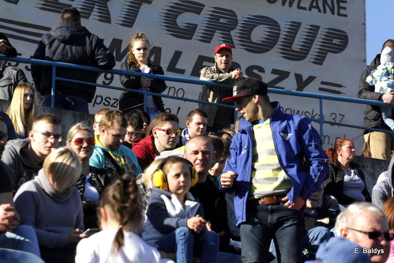 Kibice na sparingu z Grudziądzem (dużo zdjęć)