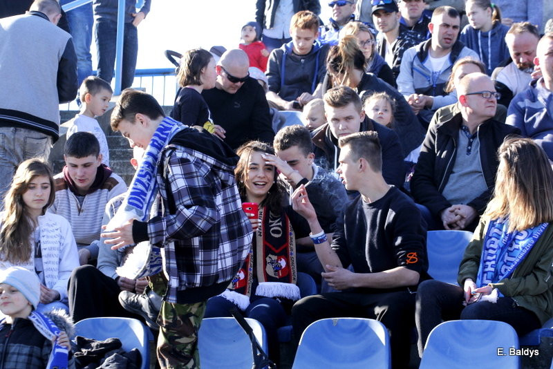 Kibice na sparingu z Grudziądzem (dużo zdjęć)