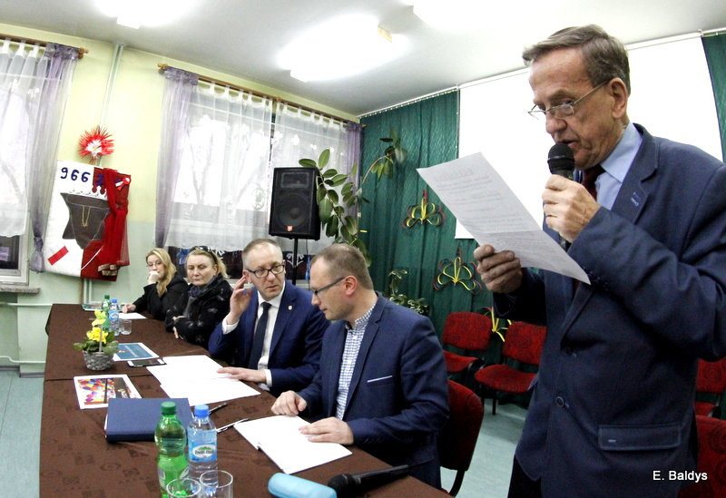 Miasto chce przejąć zbiornik w Zaborowie (zdjęcia)