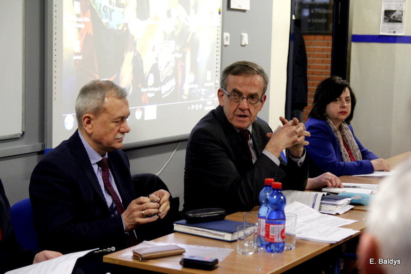 Inwestycje na Gronowie. Nowy skwer (zdjęcia)