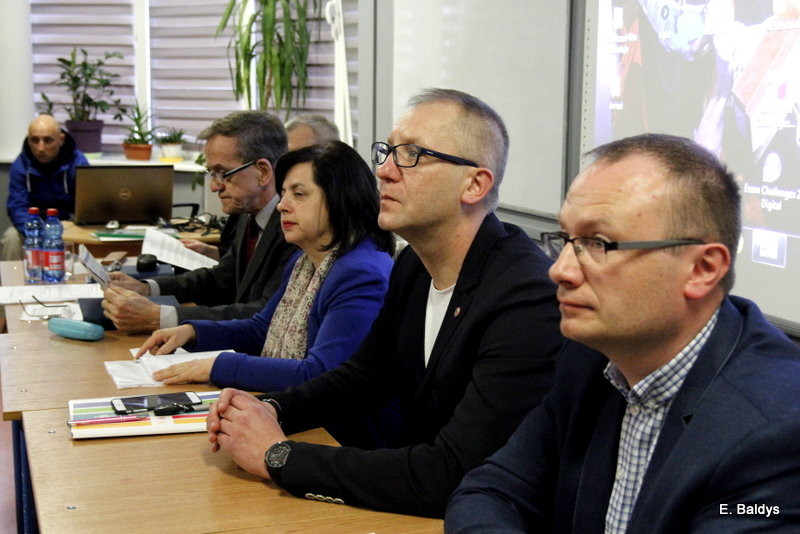 Inwestycje na Gronowie. Nowy skwer (zdjęcia)