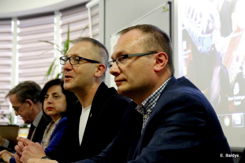 Inwestycje na Gronowie. Nowy skwer (zdjęcia)