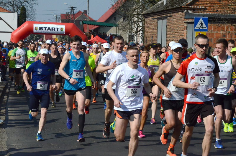 Szymanowski wygrał w Bukówcu (zdjęcia)