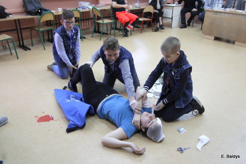 Ratujemy i uczymy ratować (zdjęcia)