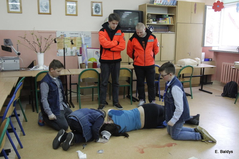 Ratujemy i uczymy ratować (zdjęcia)