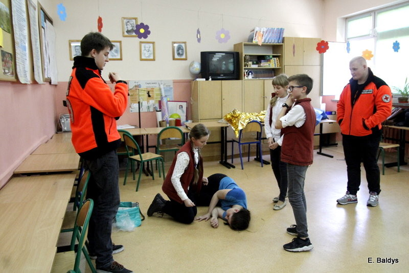 Ratujemy i uczymy ratować (zdjęcia)