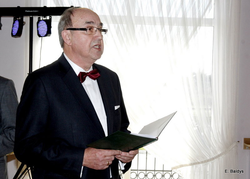 Świętował swoje 100 urodziny (kilka zdjęć)