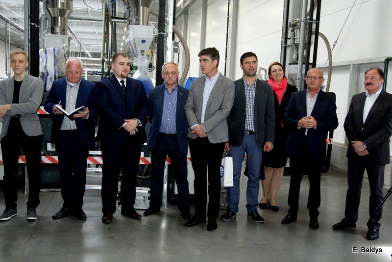 Nowa fabryka otwarta (zdjęcia)