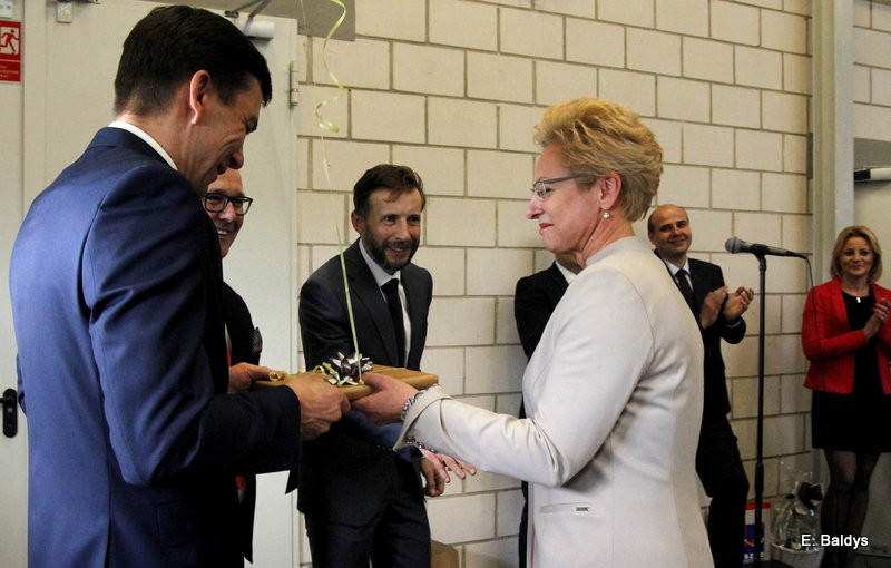 Nowa fabryka otwarta (zdjęcia)