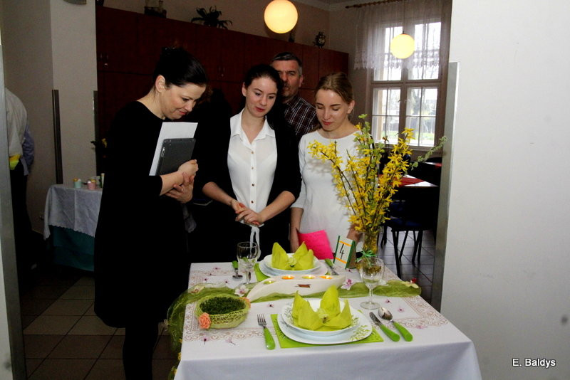 Jak piękne nakryć stół (zdjęcia)