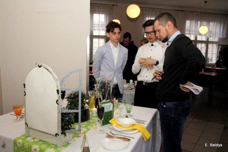 Jak piękne nakryć stół (zdjęcia)