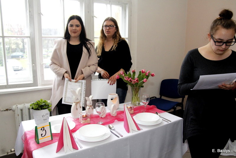 Jak piękne nakryć stół (zdjęcia)