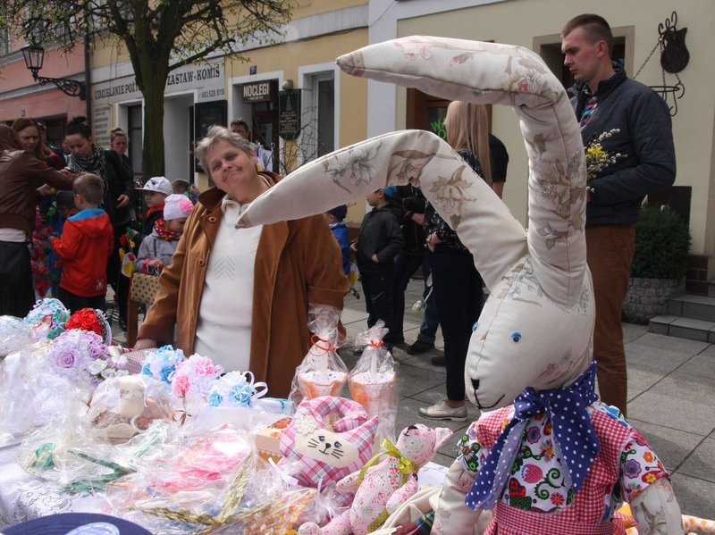 Wielkanocny jarmark w Rydzynie (zdjęcia)