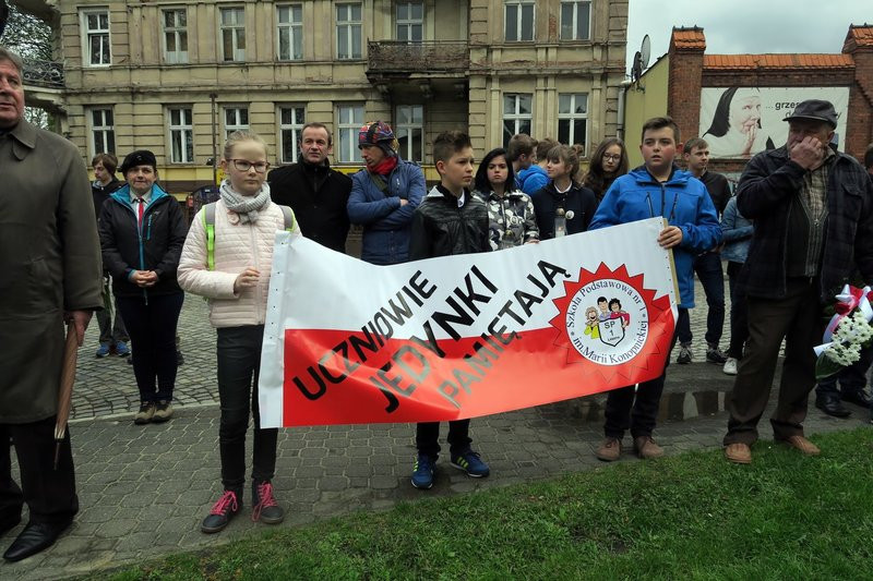 Uczcili ofiary zbrodni katyńskiej (dźwięk, wideo, zdjęcia)