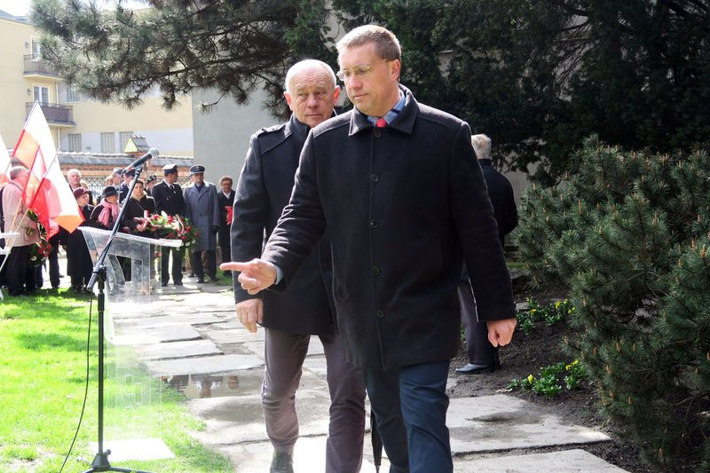 Uczcili ofiary zbrodni katyńskiej (dźwięk, wideo, zdjęcia)