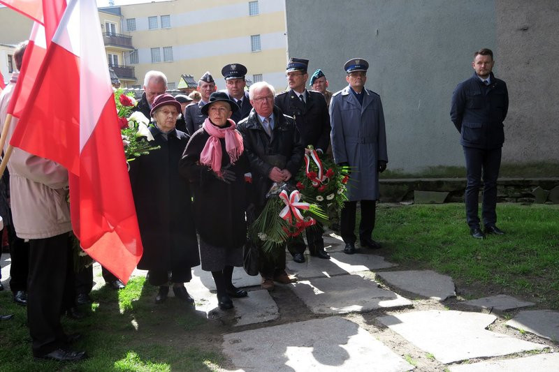Uczcili ofiary zbrodni katyńskiej (dźwięk, wideo, zdjęcia)
