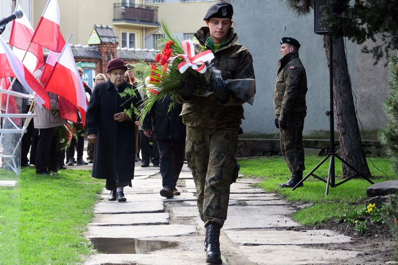 Uczcili ofiary zbrodni katyńskiej (dźwięk, wideo, zdjęcia)