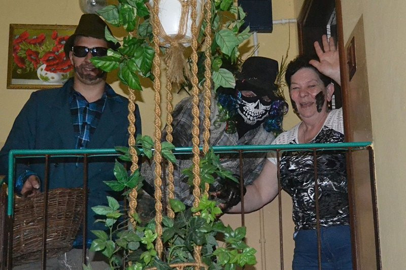 Brylewo opanowali przebierańcy (zdjęcia)