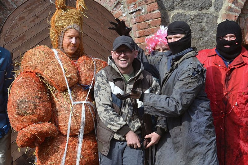 Brylewo opanowali przebierańcy (zdjęcia)